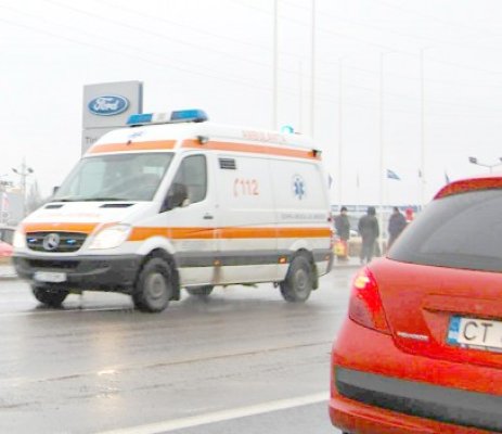 Ambulanţierii nu s-au plictisit la început de săptămână
